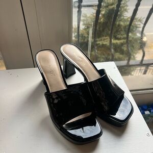 Nine West Glossy Black Mules